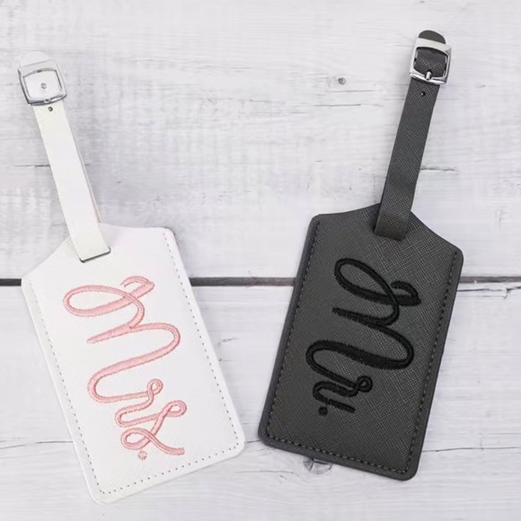 NEW| 2Pcs Premium Embroidered Personalized Wedding Luggage Tag Set Mr & Mrs - Picture 3 of 8